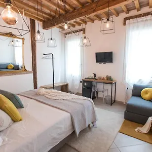 Luna Sul Tetto Bed & Breakfast